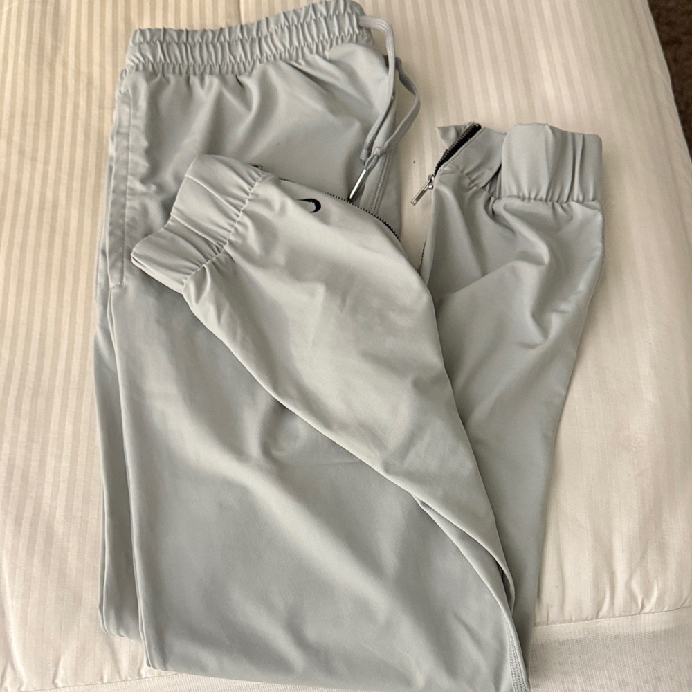 Women's Zyia Light Gray Joggers